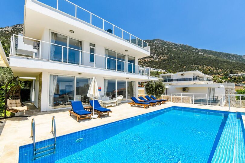Vrhunska vila z osupljivim razgledom, Antalya Villa 1072