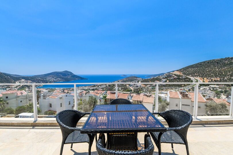 Vrhunska vila z osupljivim razgledom, Antalya Villa 1072