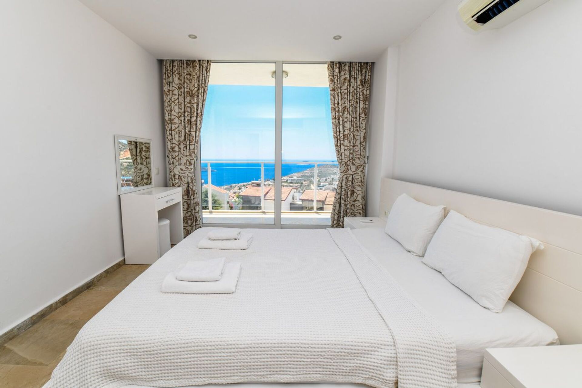 Vrhunska vila z osupljivim razgledom, Antalya Villa 1072