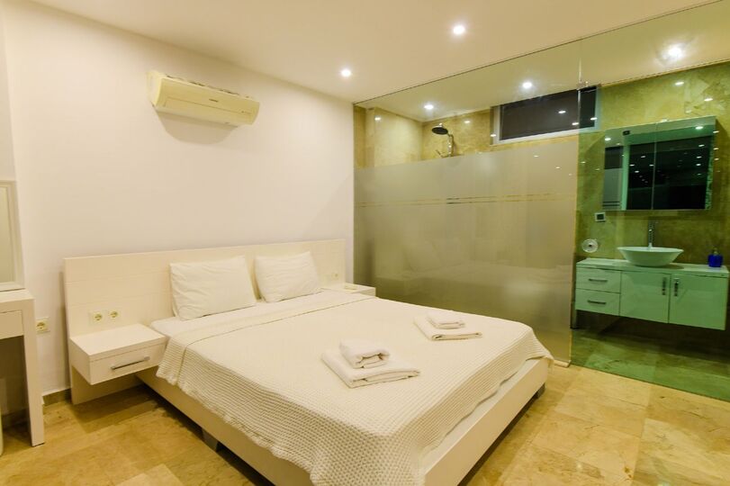Vrhunska vila z osupljivim razgledom, Antalya Villa 1072