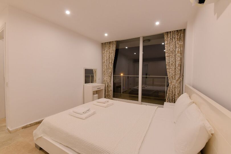 Vrhunska vila z osupljivim razgledom, Antalya Villa 1072