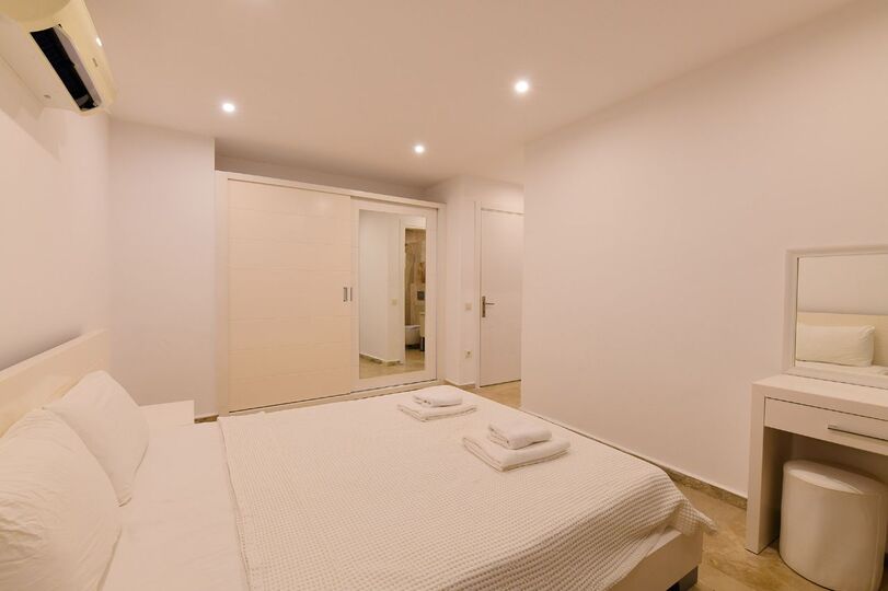 Vrhunska vila z osupljivim razgledom, Antalya Villa 1072