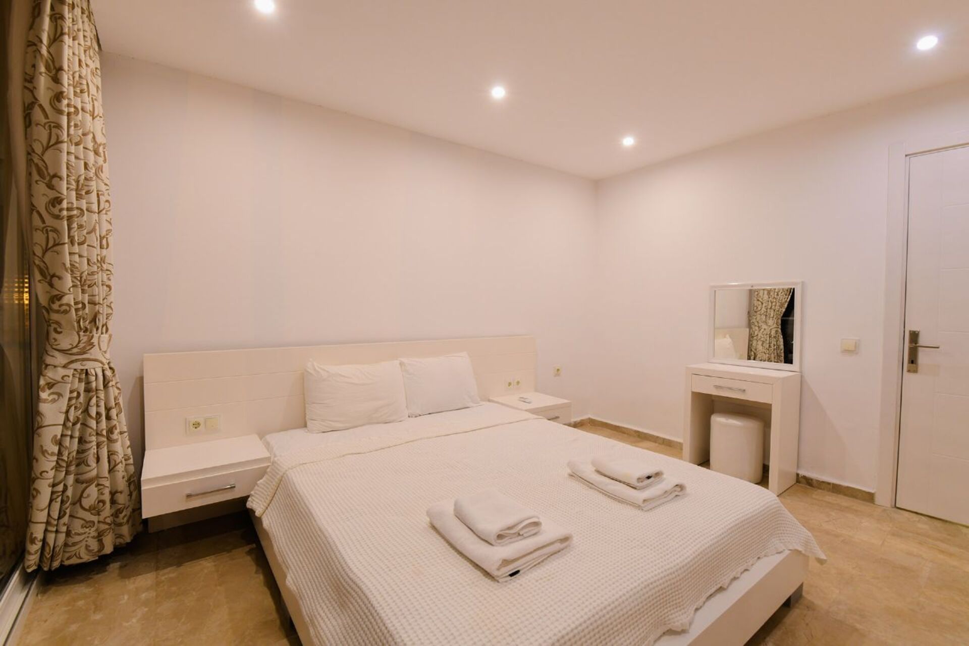 Vrhunska vila z osupljivim razgledom, Antalya Villa 1072