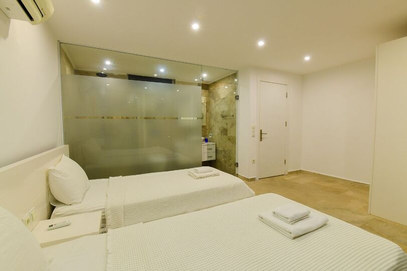 Vrhunska vila z osupljivim razgledom, Antalya Villa 1072