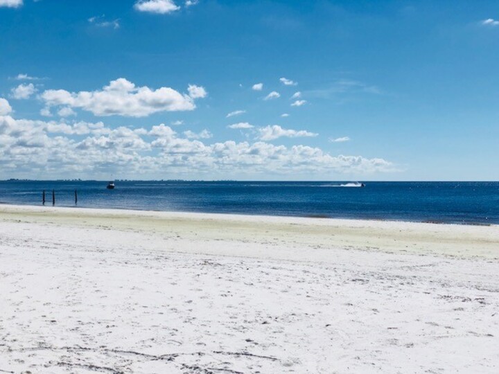 Luksuzna koča v sodobnem slogu na počitnicah ob plaži, koča na Floridi 5968