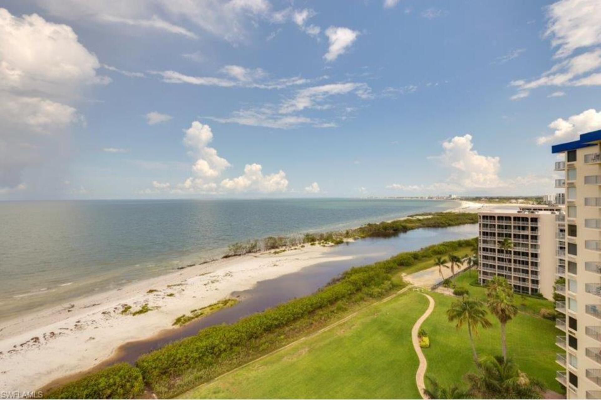 Stanovanje s 5 zvezdicami v enem najprestižnejših območij v Estero Beach & Tennis, Florida Condo 5946