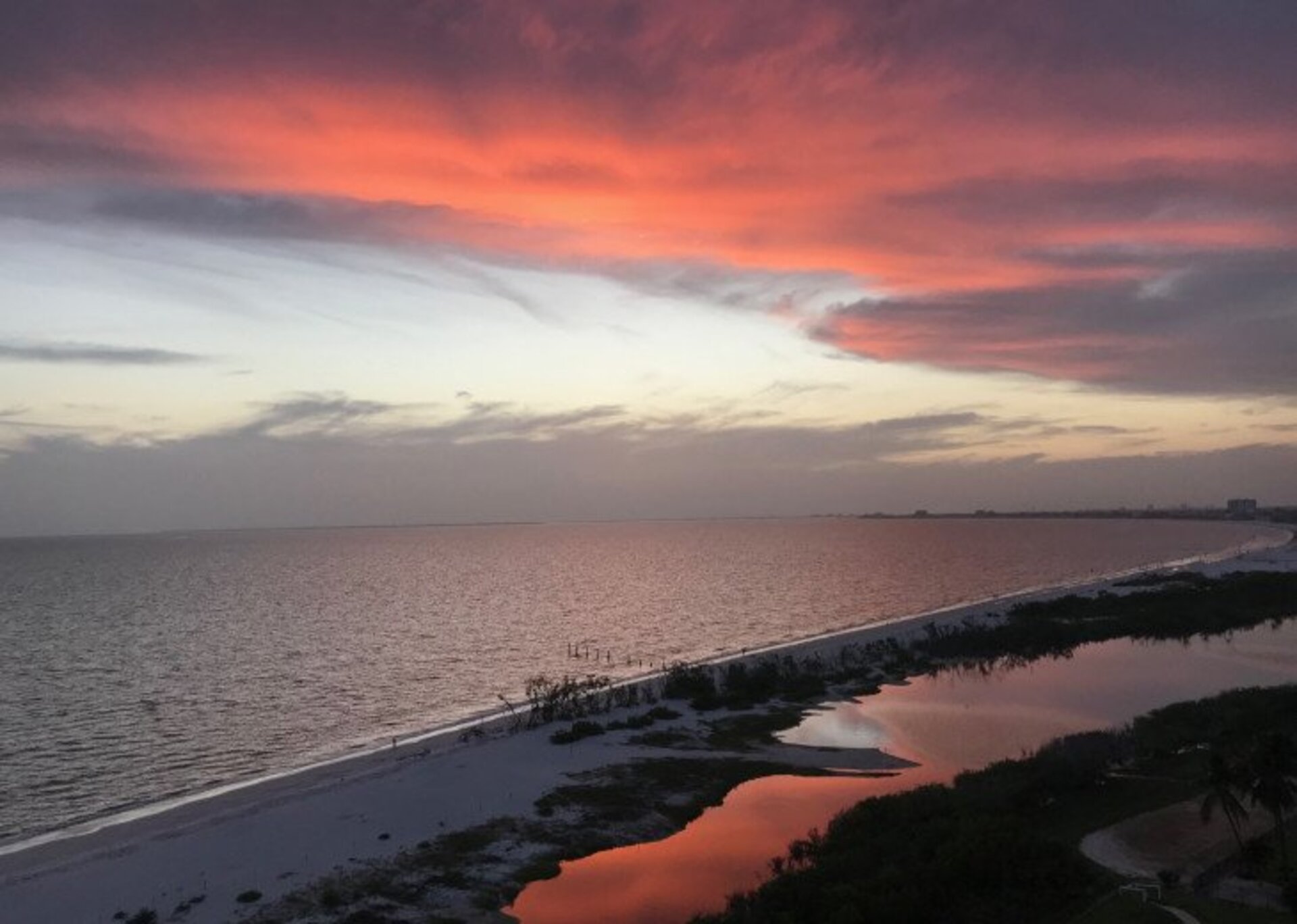 Stanovanje s 5 zvezdicami v enem najprestižnejših območij v Estero Beach & Tennis, Florida Condo 5946