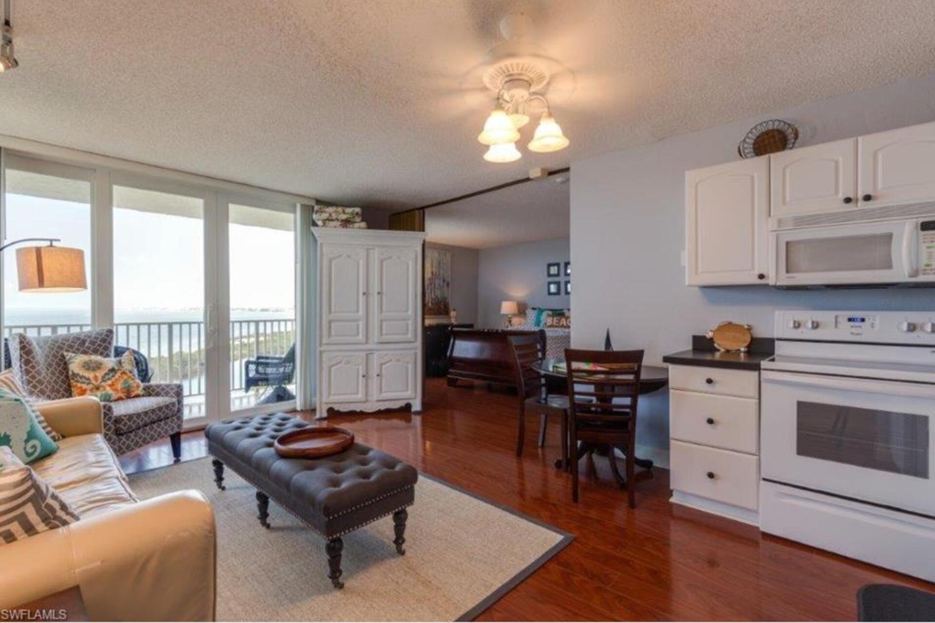 Stanovanje s 5 zvezdicami v enem najprestižnejših območij v Estero Beach & Tennis, Florida Condo 5946
