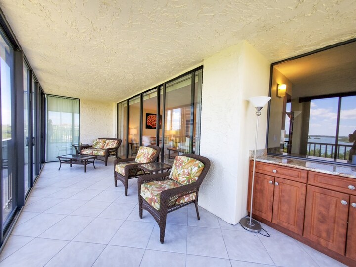Ultimate 2-sobno stanovanje na Sea Isles, Florida Condo 5947