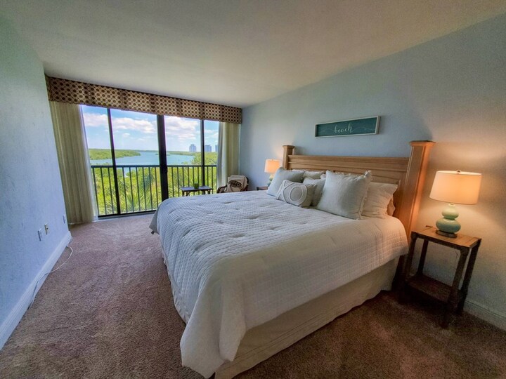 Ultimate 2-sobno stanovanje na Sea Isles, Florida Condo 5947