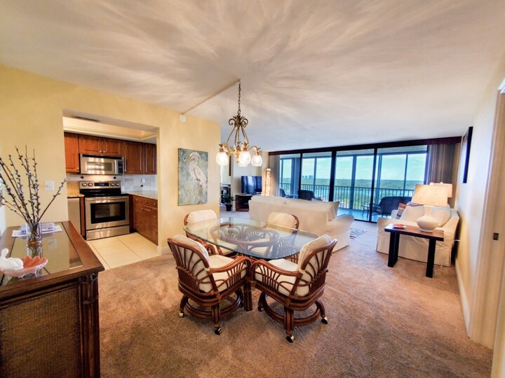 Ultimate 2-sobno stanovanje na Sea Isles, Florida Condo 5947