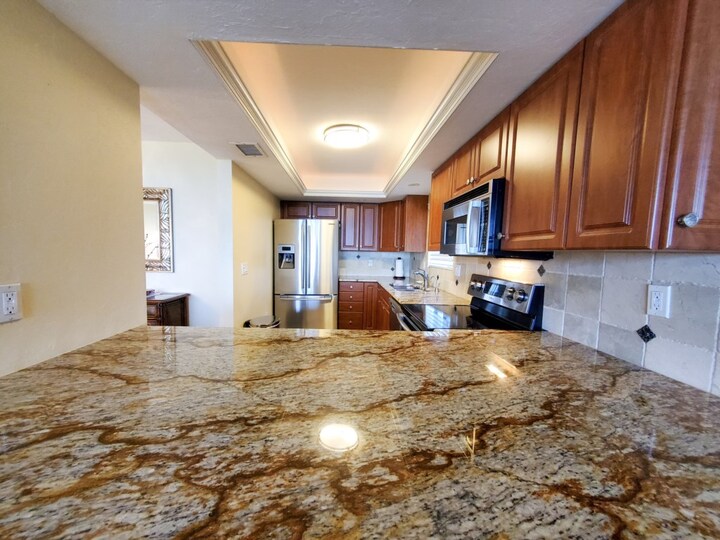 Ultimate 2-sobno stanovanje na Sea Isles, Florida Condo 5947
