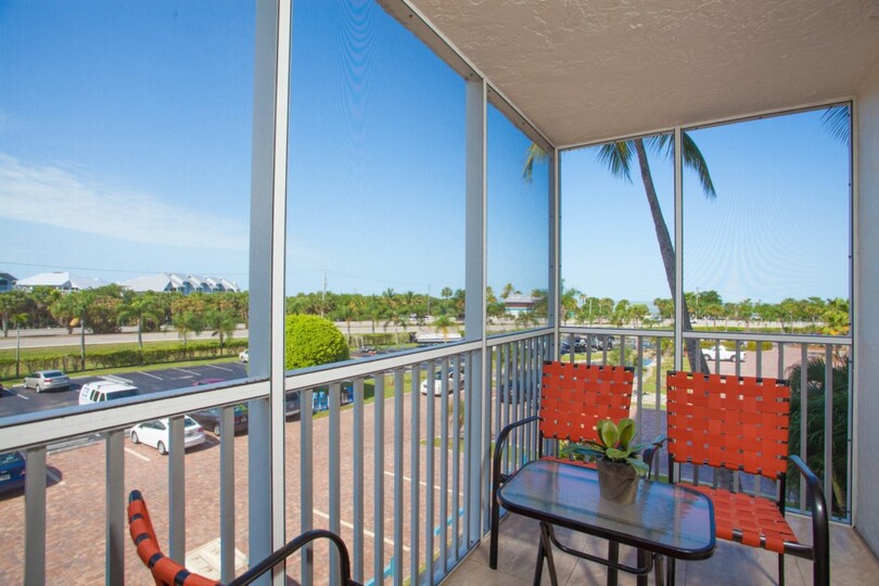 Ekskluzivno stanovanje v enem najprestižnejših letovišč, Bonita Beach, Florida Condo 5948