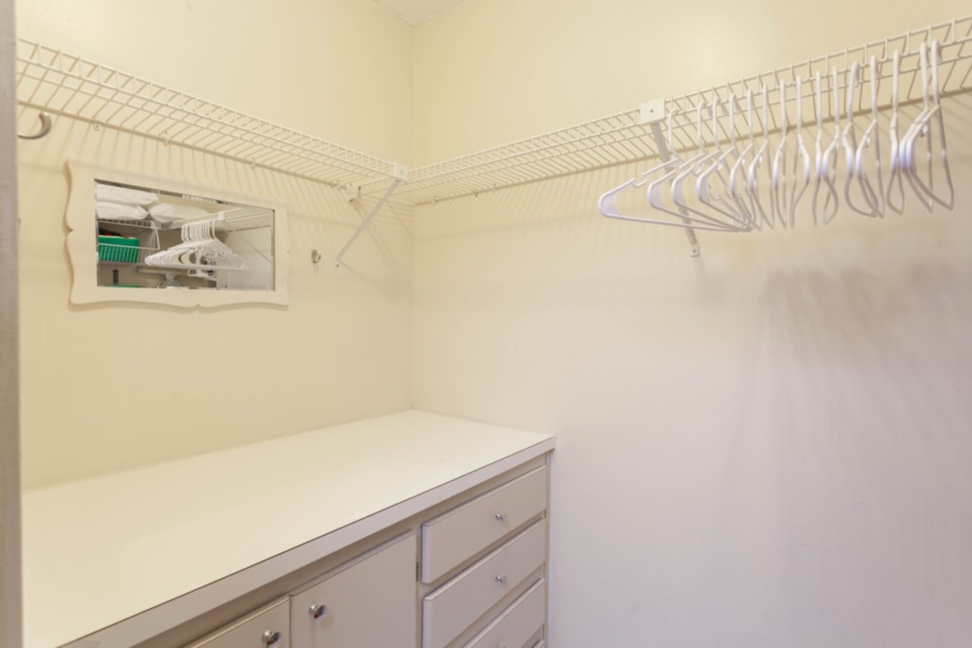 Ekskluzivno stanovanje v enem najprestižnejših letovišč, Bonita Beach, Florida Condo 5948