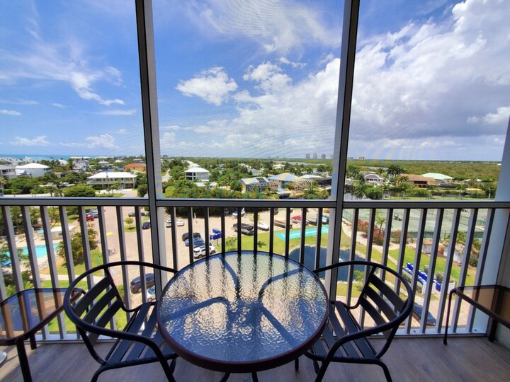Ekskluzivno stanovanje v enem najprestižnejših letovišč, Bonita Beach, Florida Condo 5949