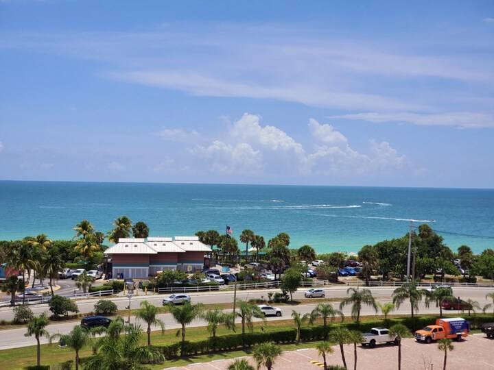 Ekskluzivno stanovanje v enem najprestižnejših letovišč, Bonita Beach, Florida Condo 5949