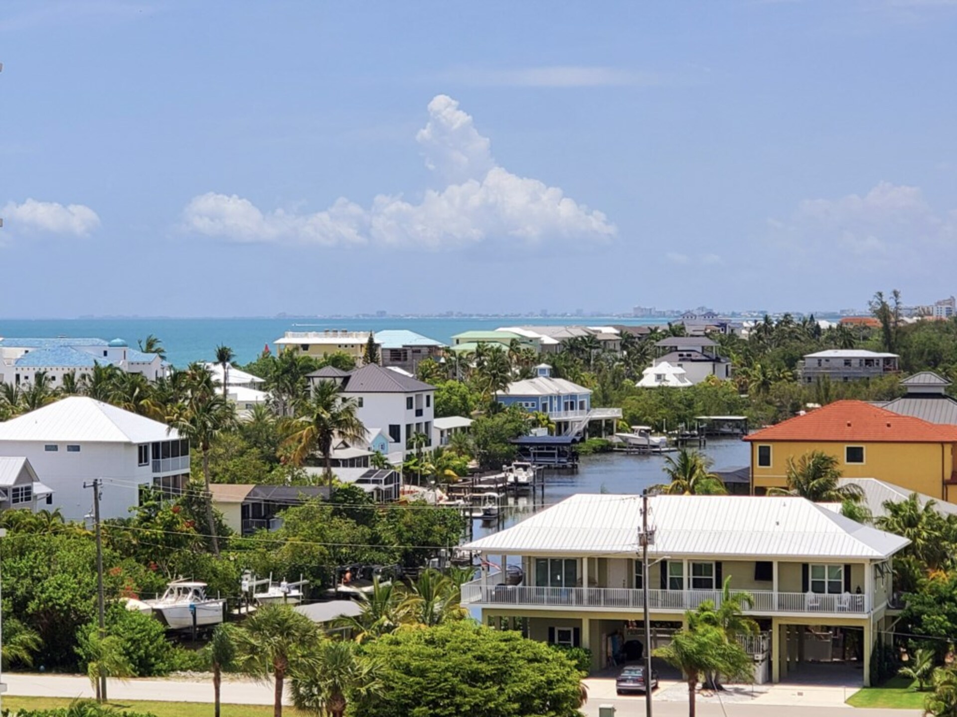 Ekskluzivno stanovanje v enem najprestižnejših letovišč, Bonita Beach, Florida Condo 5949