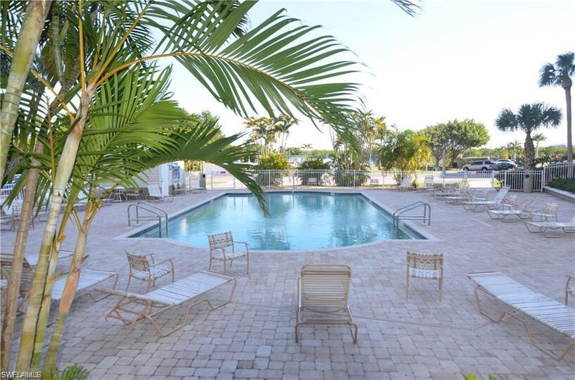 Ekskluzivno stanovanje v enem najprestižnejših letovišč, Bonita Beach, Florida Condo 5949