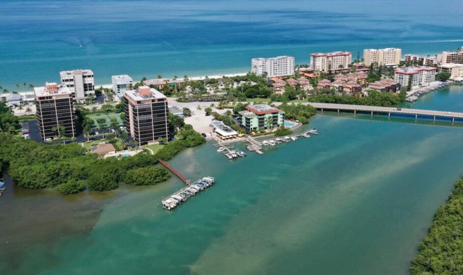 Ekskluzivno stanovanje v enem od prestižnih letovišč, Sea Isles, Florida Condo 5957