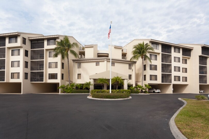 Ekskluzivno stanovanje v enem najprestižnejših letovišč, Santa Maria Harbour Resort, Florida Condo 5956