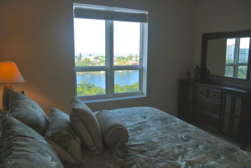 Ultimate 2-sobno stanovanje ob obali na Bay Beachu, Florida Condo 5959