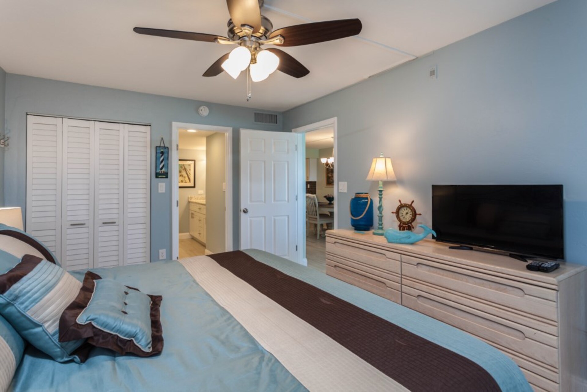 Ekskluzivno stanovanje v enem najprestižnejših letovišč, Casa Bonita Royale, Florida Condo 5928
