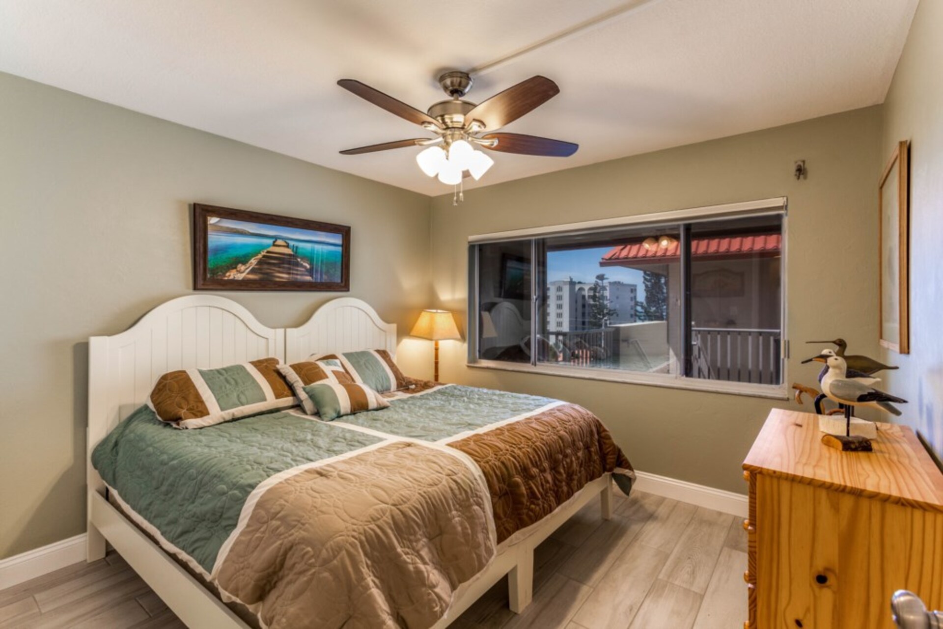 Ekskluzivno stanovanje v enem najprestižnejših letovišč, Casa Bonita Royale, Florida Condo 5928