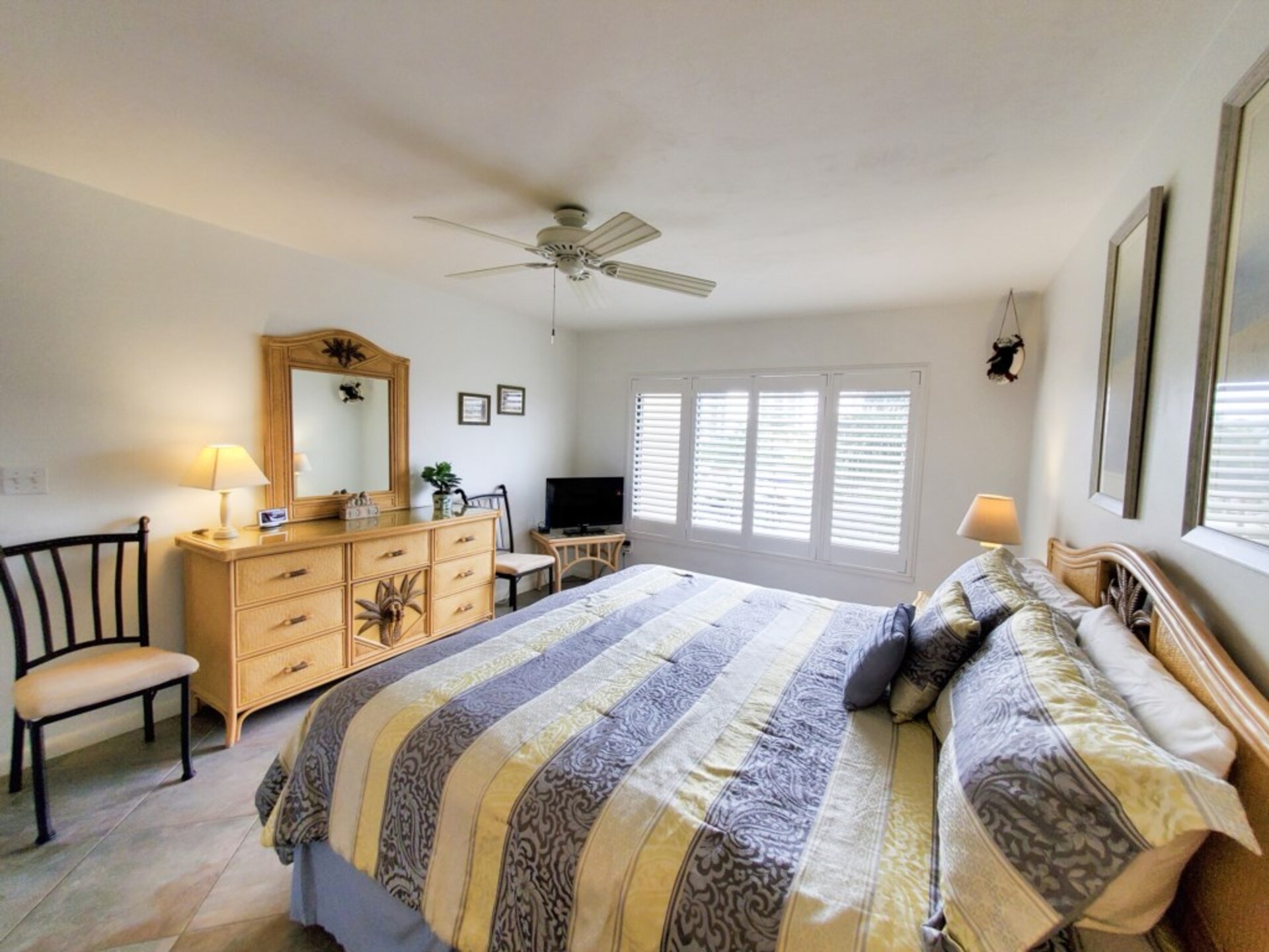 Ekskluzivno stanovanje v enem najprestižnejših letovišč, Santa Maria Harbour Resort, Florida Condo 5929