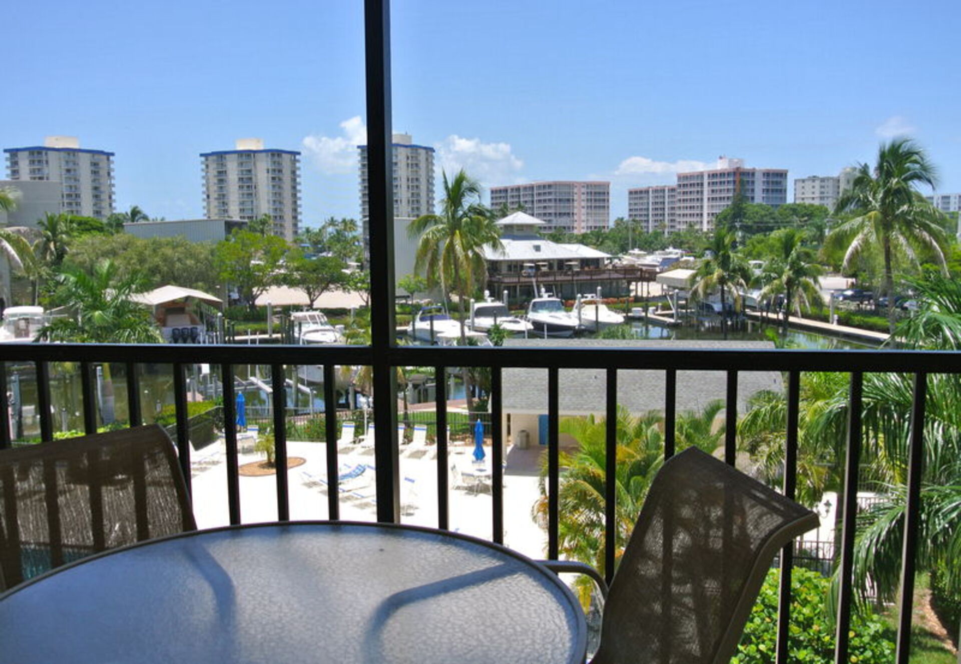 Ekskluzivno stanovanje v enem najprestižnejših letovišč, Santa Maria Harbour Resort, Florida Condo 5929