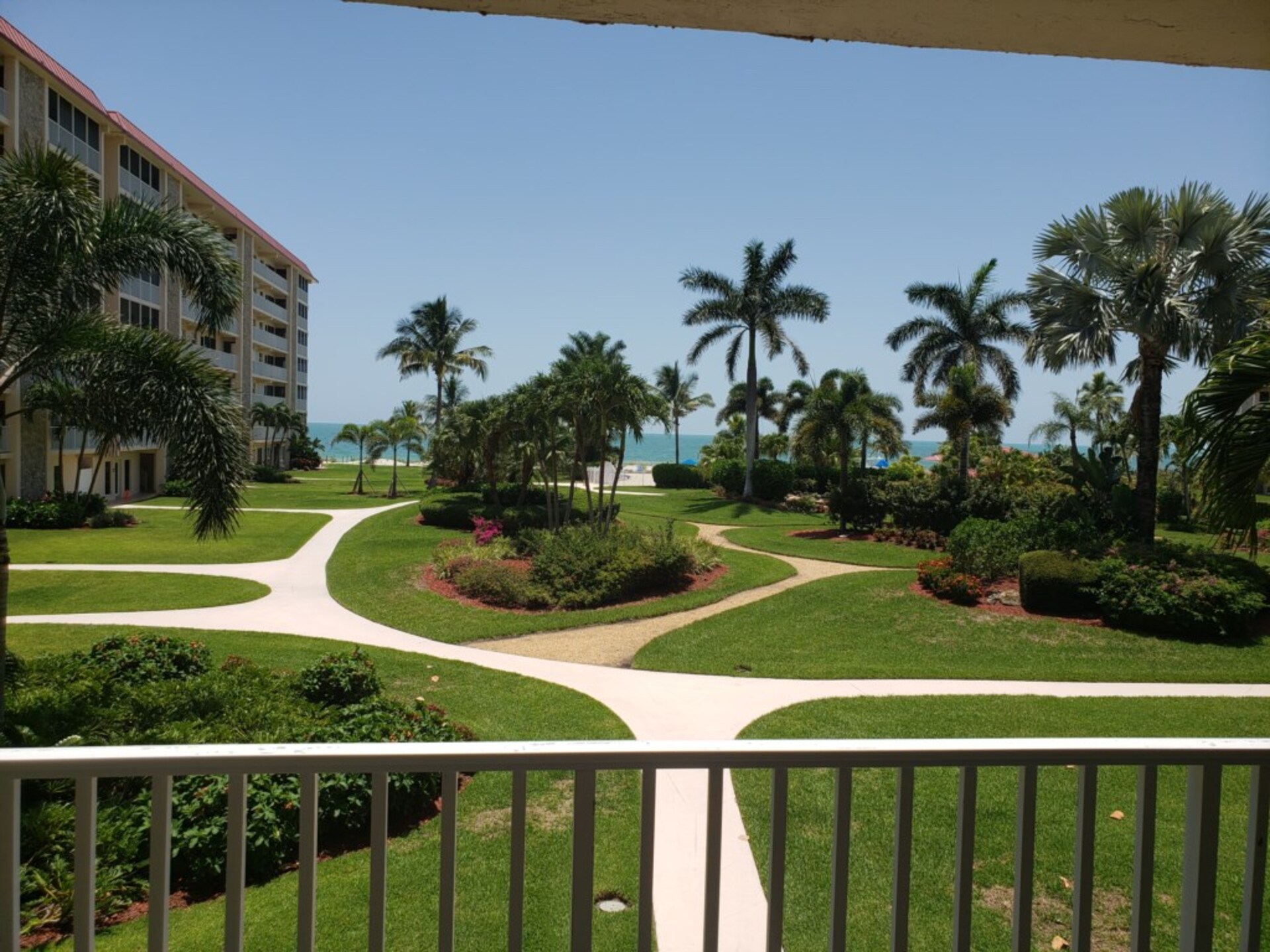 Ekskluzivno stanovanje v enem najprestižnejših letovišč, Bonita Beach, Florida Condo 5966