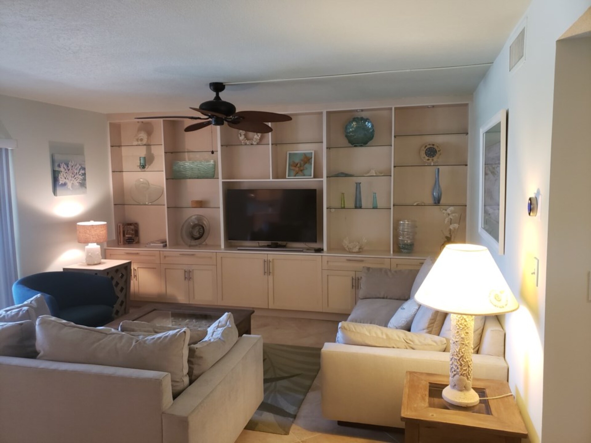 Ekskluzivno stanovanje v enem najprestižnejših letovišč, Bonita Beach, Florida Condo 5966