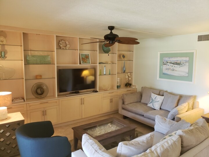 Ekskluzivno stanovanje v enem najprestižnejših letovišč, Bonita Beach, Florida Condo 5966
