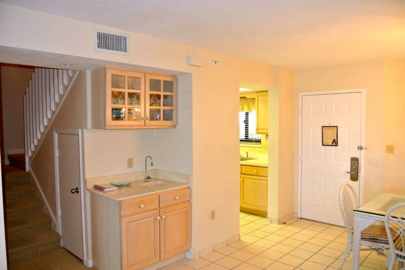 Ekskluzivno stanovanje v enem najprestižnejših letovišč, Santa Maria Harbour Resort, Florida Condo 5932