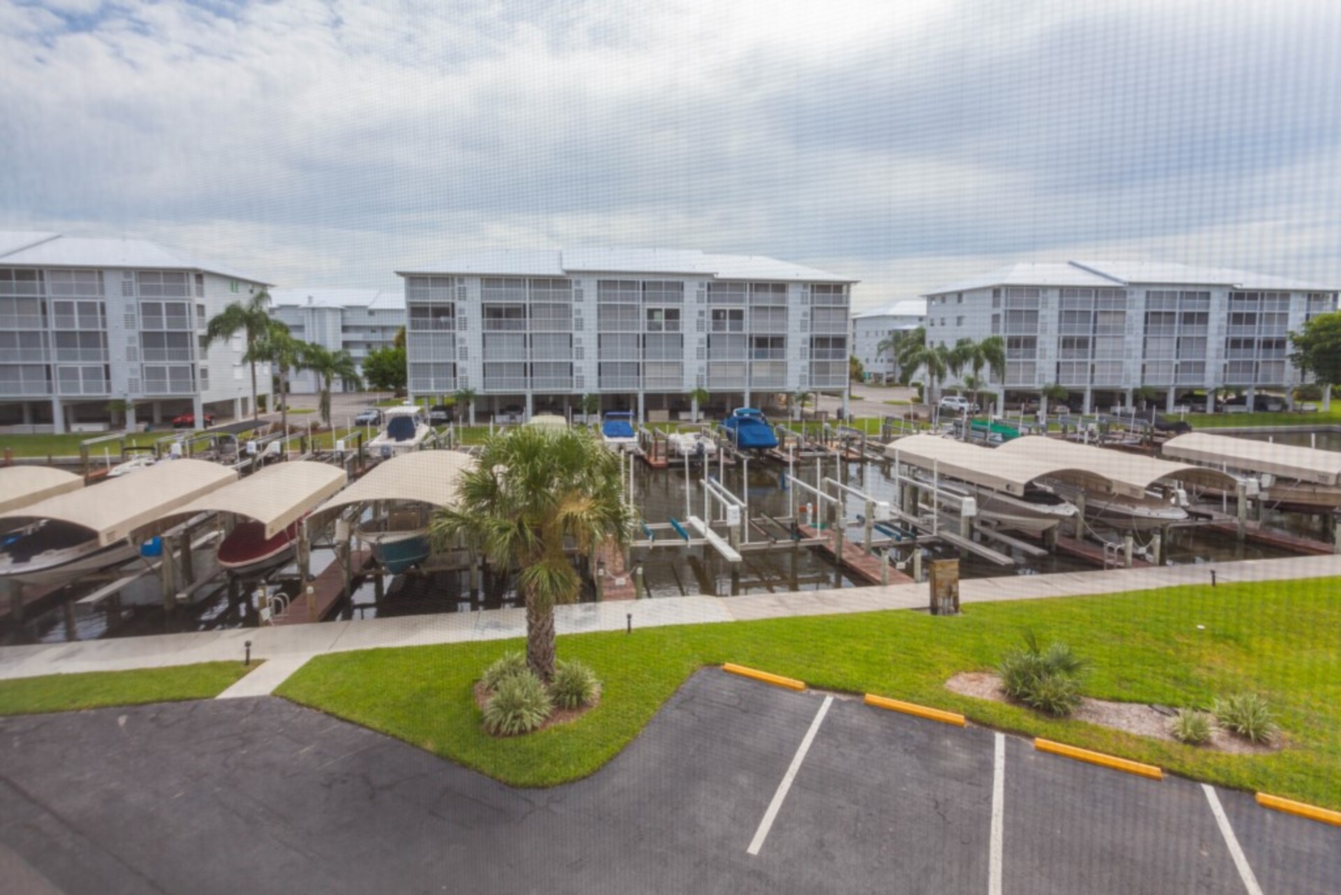 Ekskluzivno počitniško stanovanje v letovišču Santa Maria Harbour, nekaj minut od Disneyja na Floridi Condo 5967