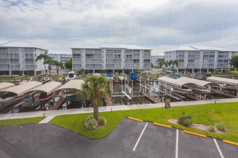 Ekskluzivno počitniško stanovanje v letovišču Santa Maria Harbour, nekaj minut od Disneyja na Floridi Condo 5967