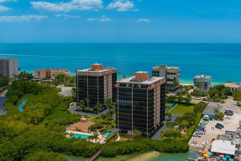 Ultimate 2-sobno stanovanje na Sea Isles, Florida Condo 5936