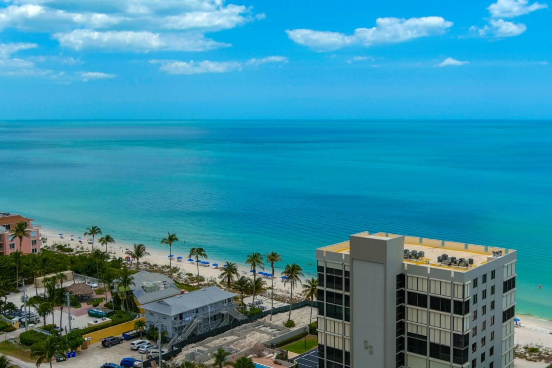 Ultimate 2-sobno stanovanje na Sea Isles, Florida Condo 5936