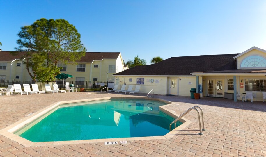 Ultimate 3-sobno stanovanje v zalivu Laguna Bay, Florida Condo 6006