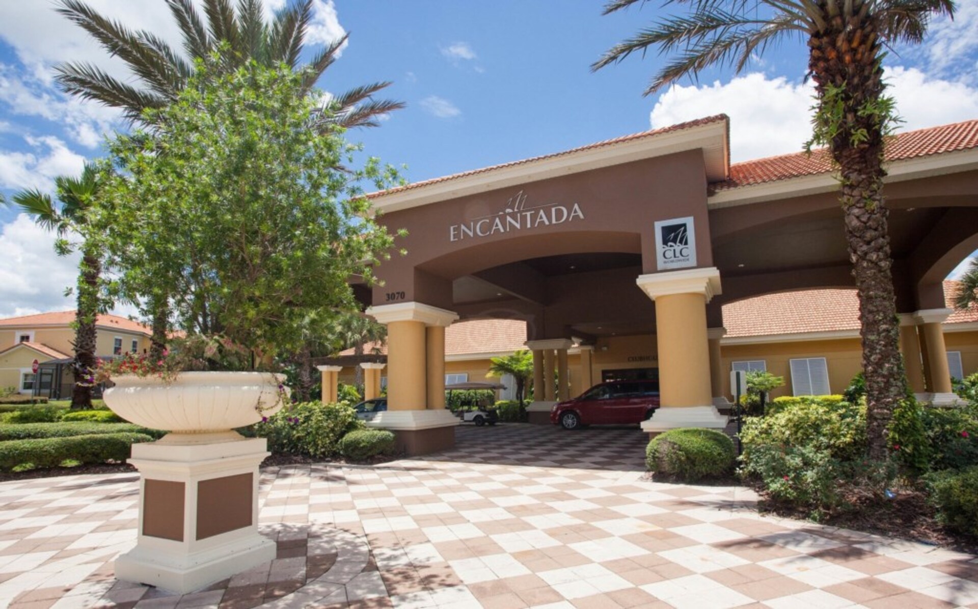 Vrhunska mestna hiša s 3 spalnicami v letovišču Encantada, Florida, mestna hiša 4027