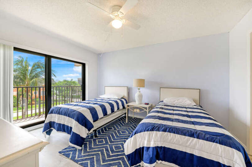 Luksuzno stanovanje v sodobnem slogu na Dolphin Way, Florida Condo 5937