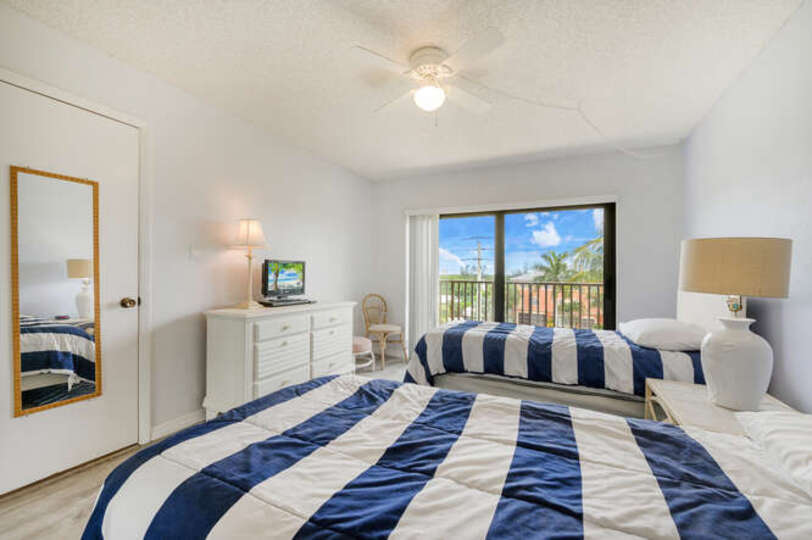 Luksuzno stanovanje v sodobnem slogu na Dolphin Way, Florida Condo 5937
