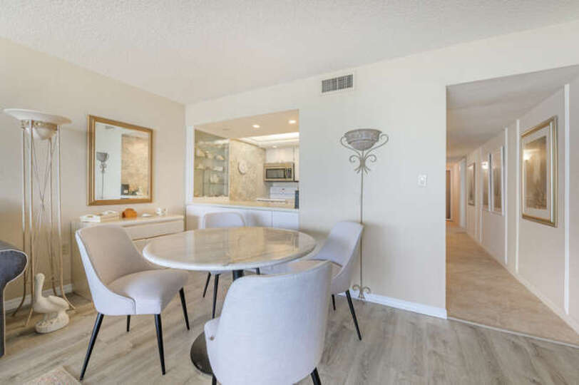Luksuzno stanovanje v sodobnem slogu na Dolphin Way, Florida Condo 5937