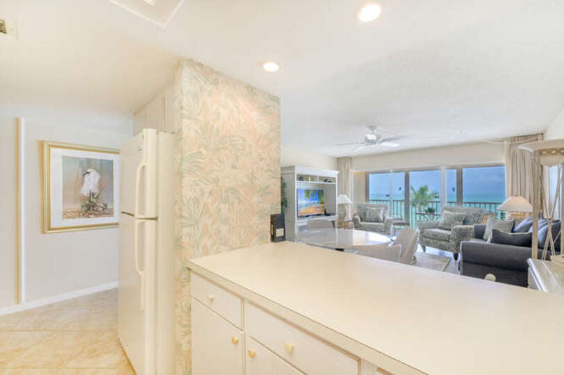 Luksuzno stanovanje v sodobnem slogu na Dolphin Way, Florida Condo 5937