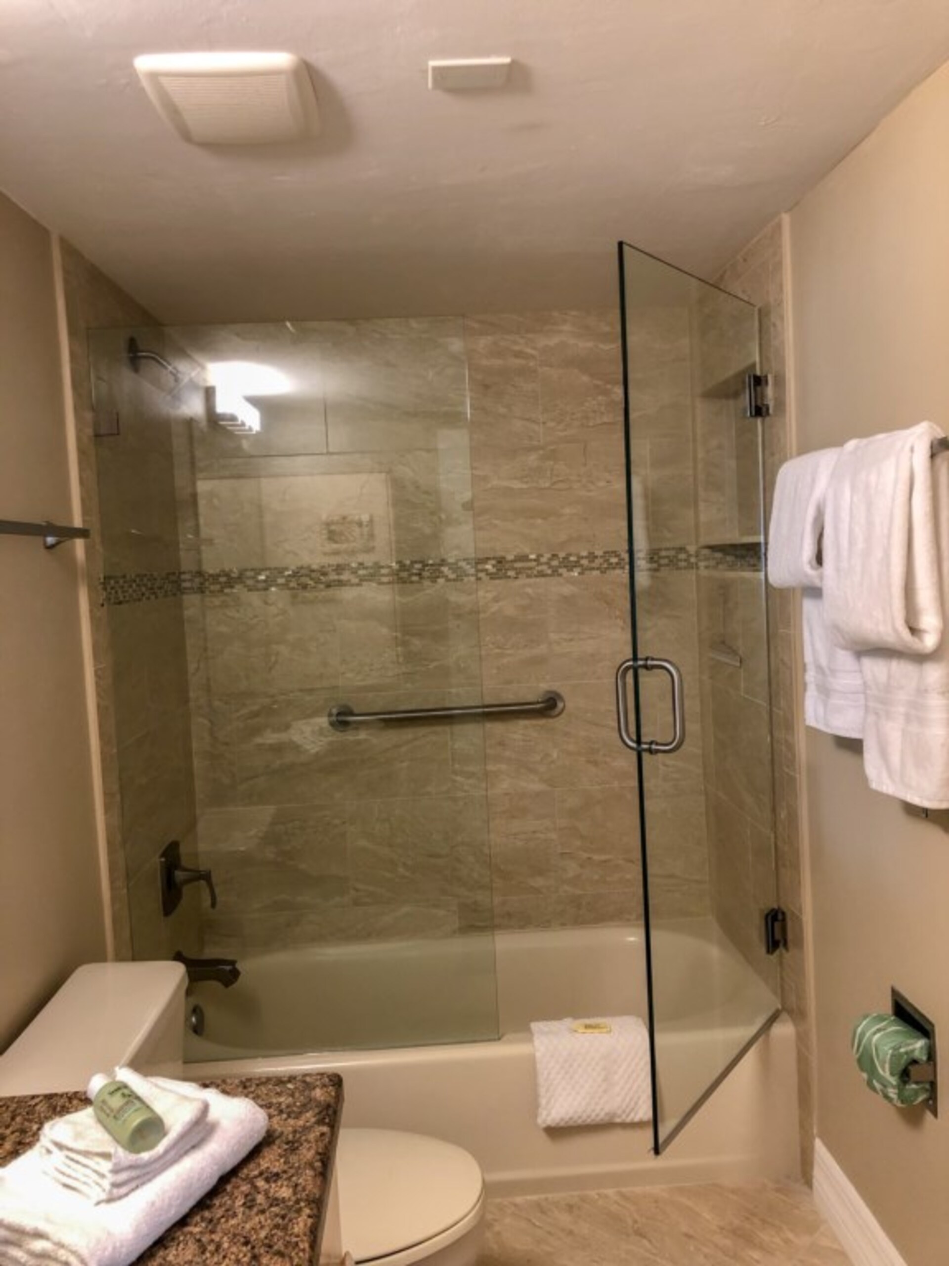 Ultimate 2-sobno stanovanje v letovišču Santa Maria Harbour, Florida Condo 5934