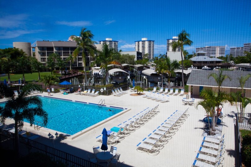 Ultimate 2-sobno stanovanje v letovišču Santa Maria Harbour, Florida Condo 5934
