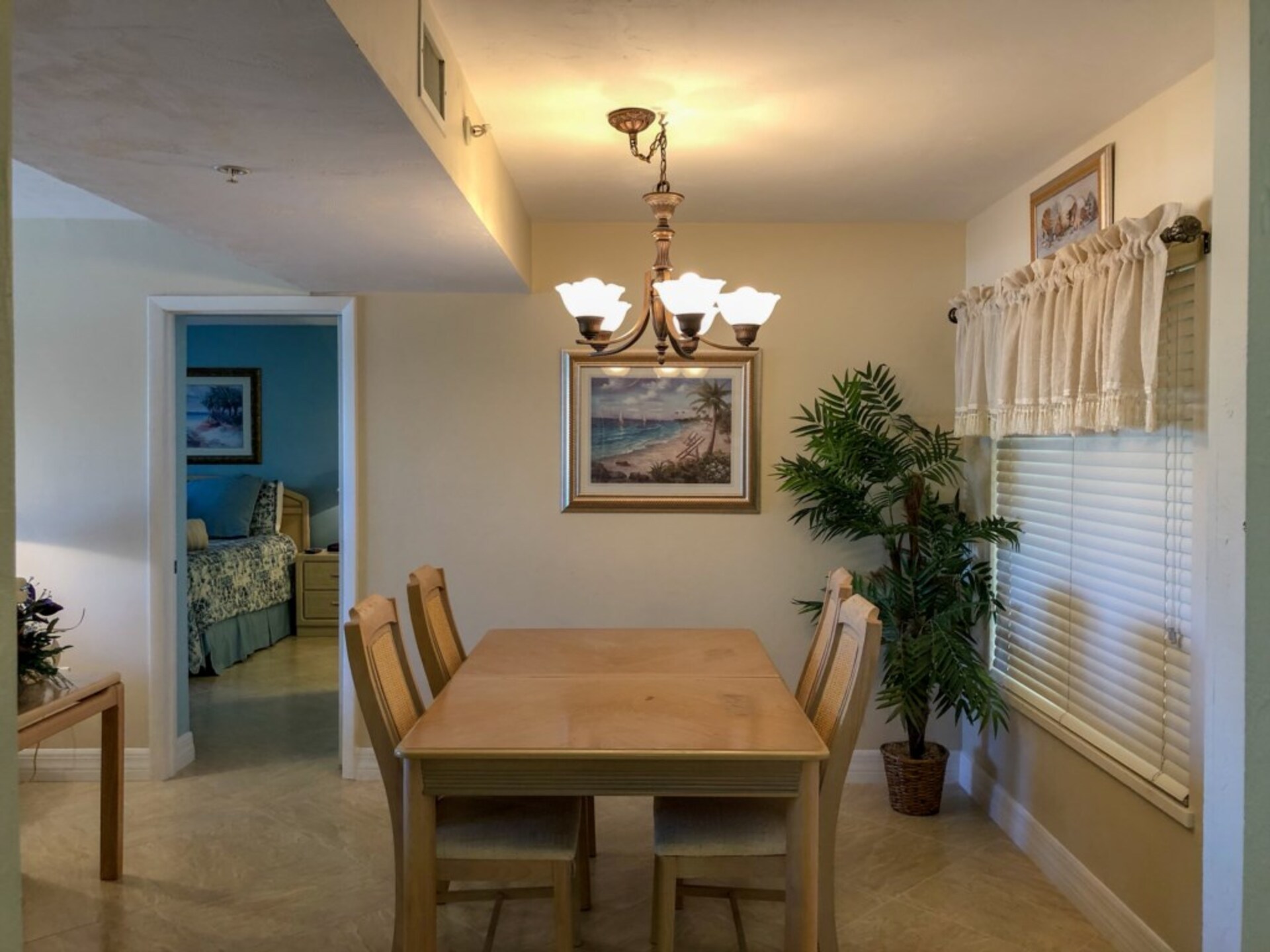 Ultimate 2-sobno stanovanje v letovišču Santa Maria Harbour, Florida Condo 5934