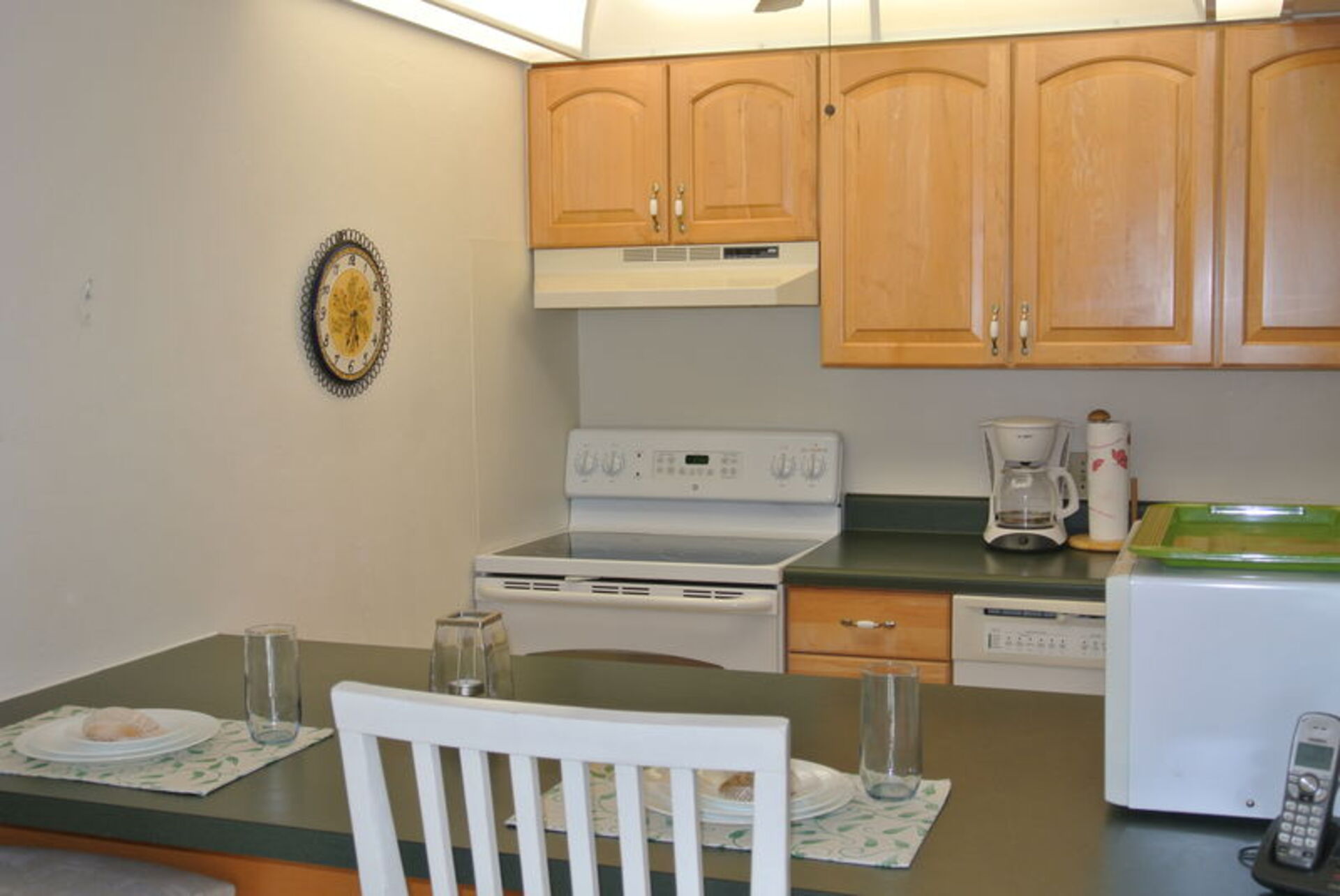Ultimate 2-sobno stanovanje na Dolphin Way, Florida Condo 5935