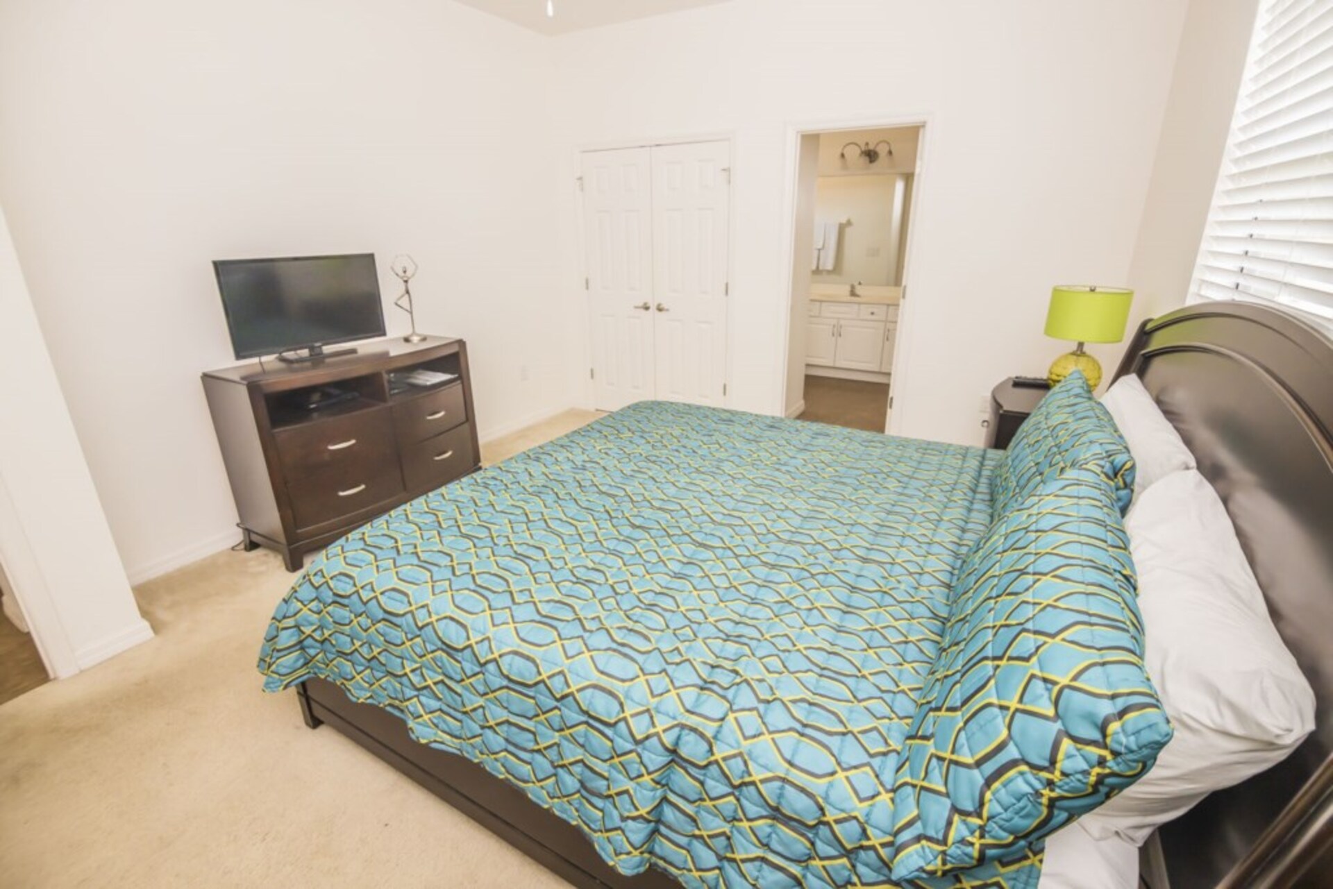 Vila s 5 zvezdicami v enem najprestižnejših območij v letovišču Providence, Florida Villa 6050