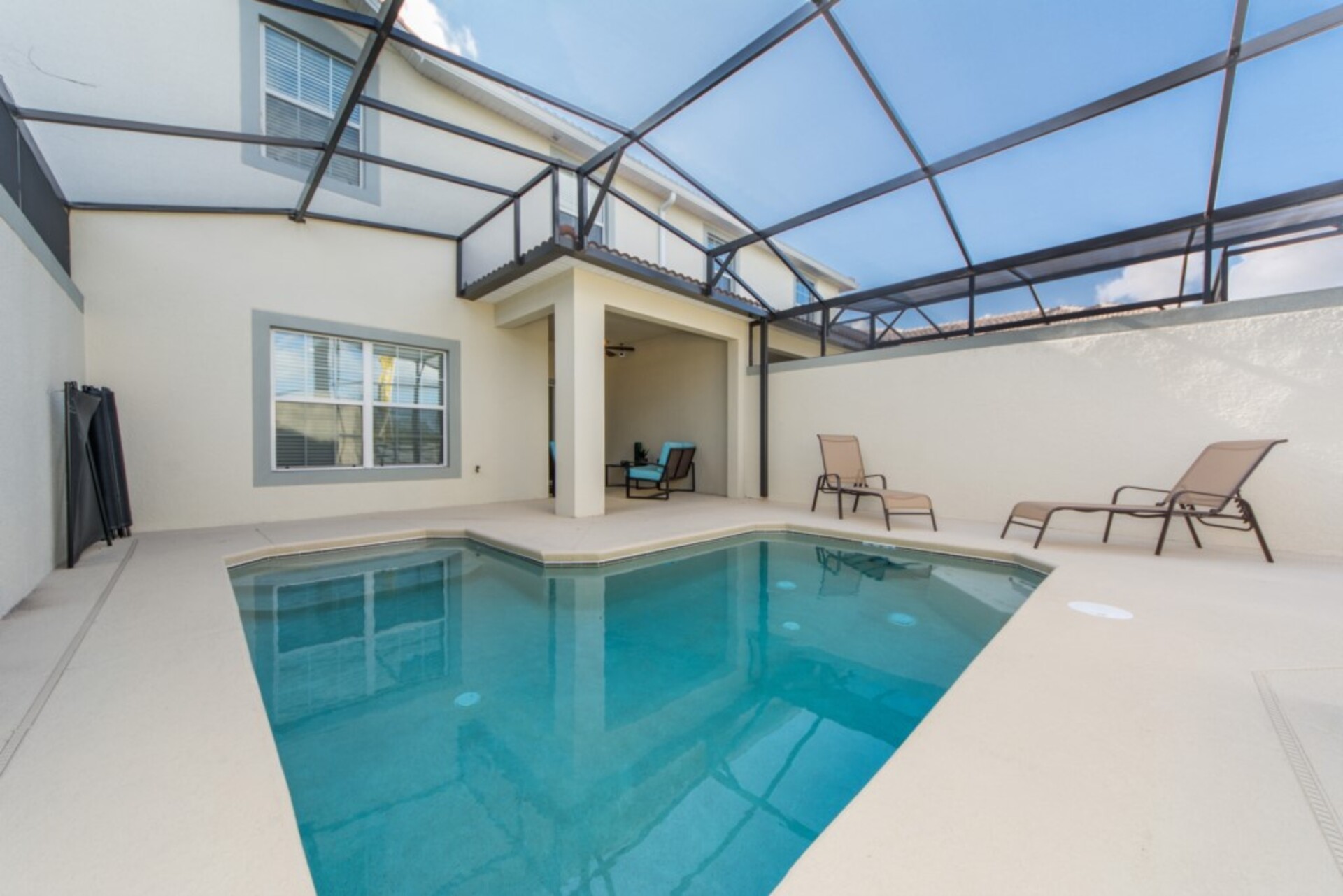 Ekskluzivna mestna hiša v enem najprestižnejših letovišč, Storey Lake Resort, mestna hiša Florida 4086