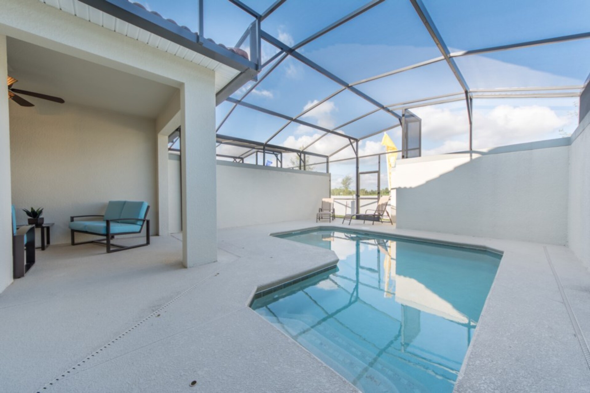 Ekskluzivna mestna hiša v enem najprestižnejših letovišč, Storey Lake Resort, mestna hiša Florida 4086